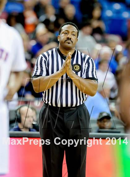 Thumbnail 3 in St. Joseph Notre Dame vs. Renaissance Academy (CIF D5 State Final) photogallery.