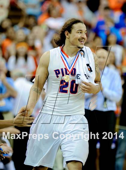 Thumbnail 3 in St. Joseph Notre Dame vs. Renaissance Academy (CIF D5 State Final) photogallery.