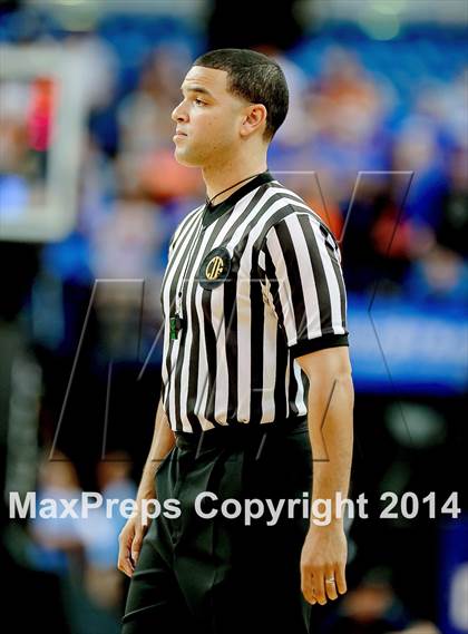 Thumbnail 2 in St. Joseph Notre Dame vs. Renaissance Academy (CIF D5 State Final) photogallery.