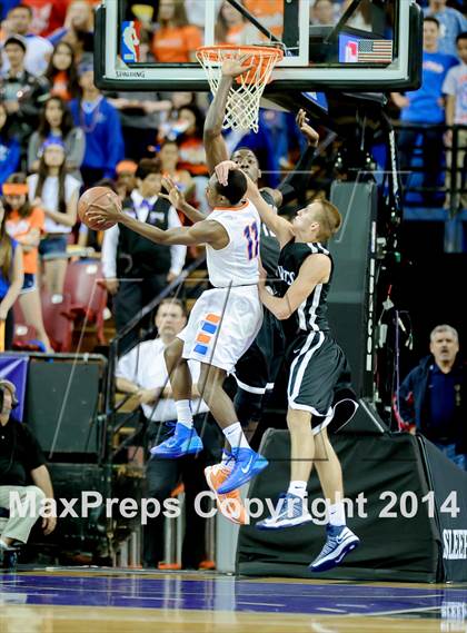 Thumbnail 3 in St. Joseph Notre Dame vs. Renaissance Academy (CIF D5 State Final) photogallery.
