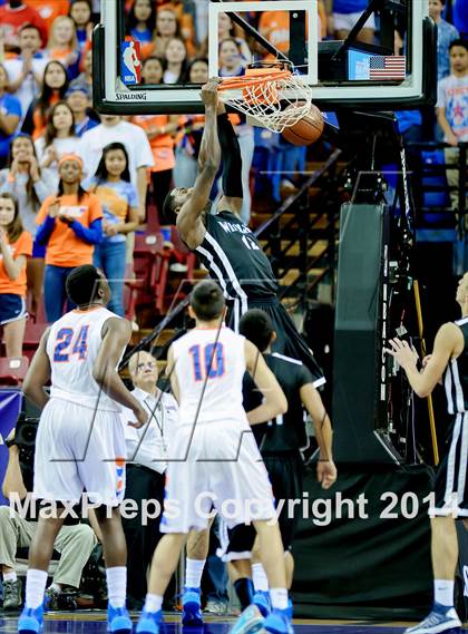 Thumbnail 2 in St. Joseph Notre Dame vs. Renaissance Academy (CIF D5 State Final) photogallery.