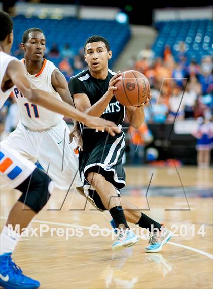 Thumbnail 3 in St. Joseph Notre Dame vs. Renaissance Academy (CIF D5 State Final) photogallery.
