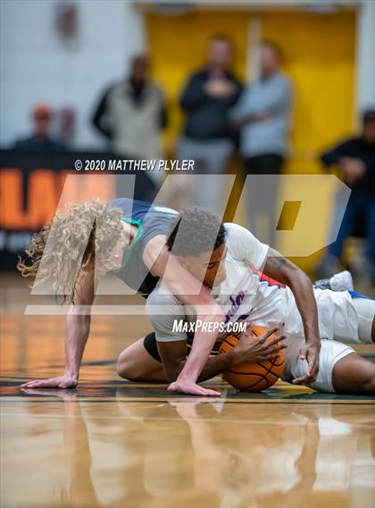 Thumbnail 3 in Leesville Road vs. Pender (Hoopstate MLK Classic - Kinston) photogallery.