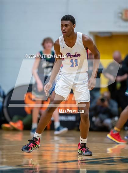 Thumbnail 3 in Leesville Road vs. Pender (Hoopstate MLK Classic - Kinston) photogallery.