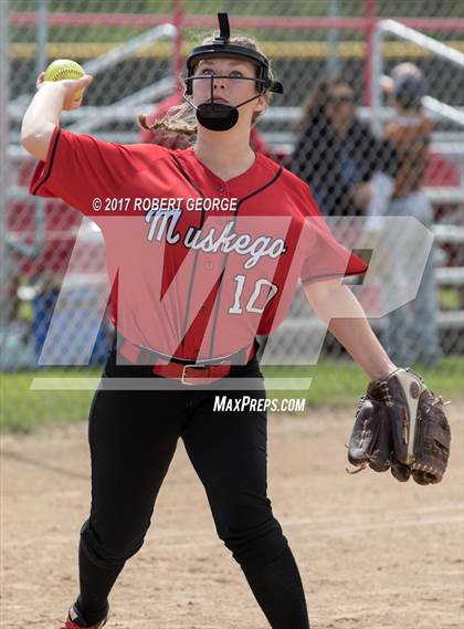 Thumbnail 3 in Brook field Central @ Muskego photogallery.