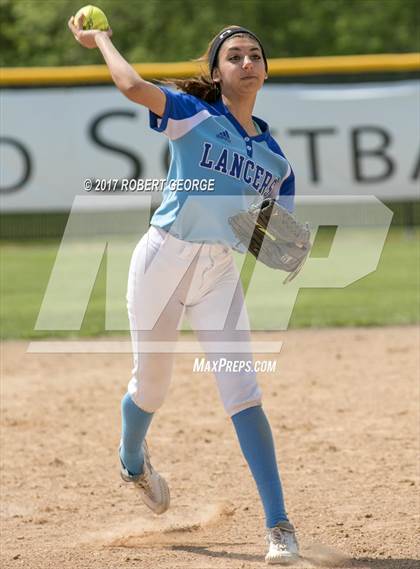 Thumbnail 1 in Brook field Central @ Muskego photogallery.