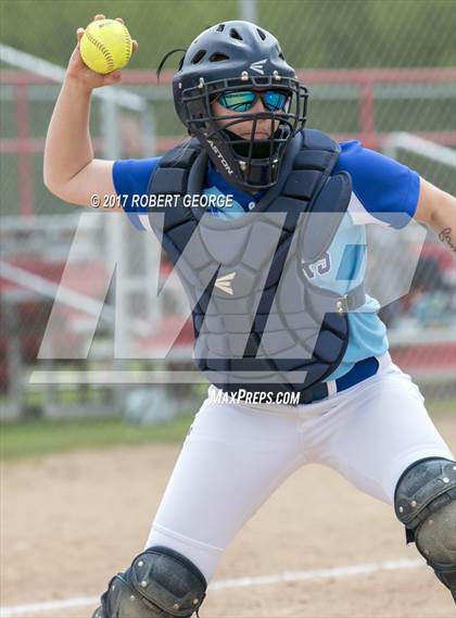 Thumbnail 1 in Brook field Central @ Muskego photogallery.