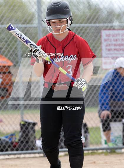 Thumbnail 1 in Brook field Central @ Muskego photogallery.
