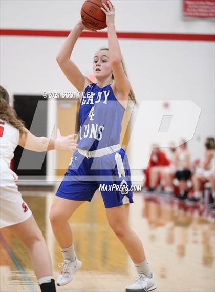 Thumbnail 2 in Washington @ Sheridan (OHSAA D2 Sectional Playoff) photogallery.