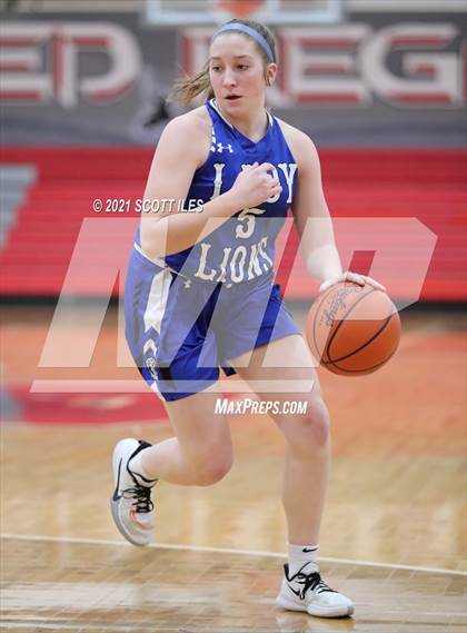 Thumbnail 3 in Washington @ Sheridan (OHSAA D2 Sectional Playoff) photogallery.