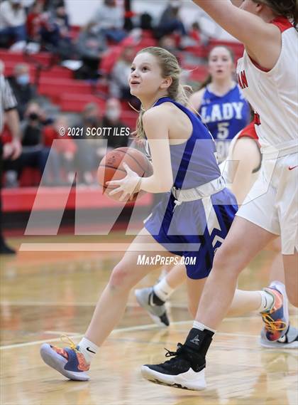 Thumbnail 3 in Washington @ Sheridan (OHSAA D2 Sectional Playoff) photogallery.
