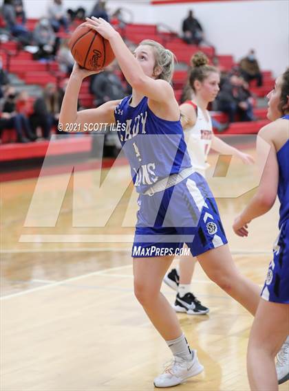 Thumbnail 2 in Washington @ Sheridan (OHSAA D2 Sectional Playoff) photogallery.