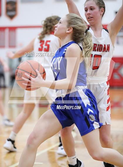 Thumbnail 1 in Washington @ Sheridan (OHSAA D2 Sectional Playoff) photogallery.