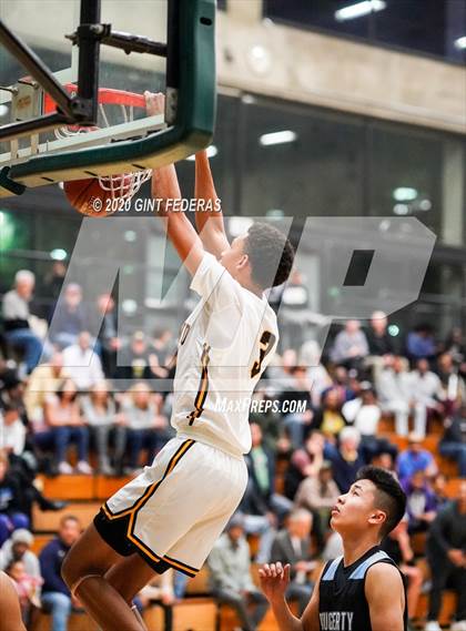 Thumbnail 2 in Bishop O'Dowd vs. Dougherty Valley (CIF NCS Open Division Quarterfinal) photogallery.