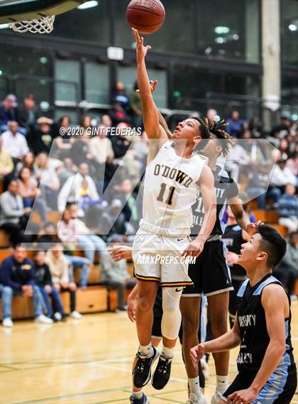 Thumbnail 3 in Bishop O'Dowd vs. Dougherty Valley (CIF NCS Open Division Quarterfinal) photogallery.