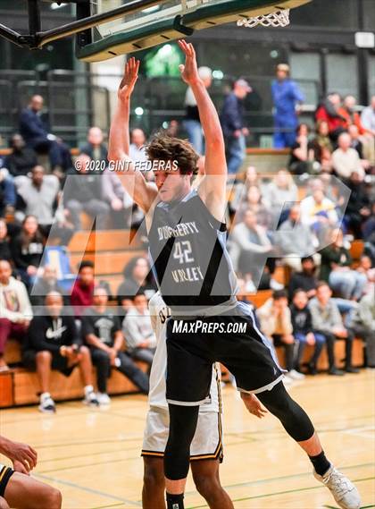 Thumbnail 1 in Bishop O'Dowd vs. Dougherty Valley (CIF NCS Open Division Quarterfinal) photogallery.