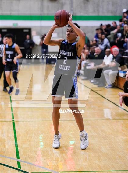 Thumbnail 3 in Bishop O'Dowd vs. Dougherty Valley (CIF NCS Open Division Quarterfinal) photogallery.