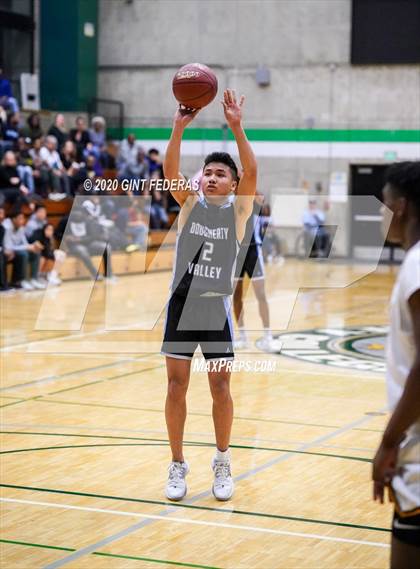 Thumbnail 2 in Bishop O'Dowd vs. Dougherty Valley (CIF NCS Open Division Quarterfinal) photogallery.