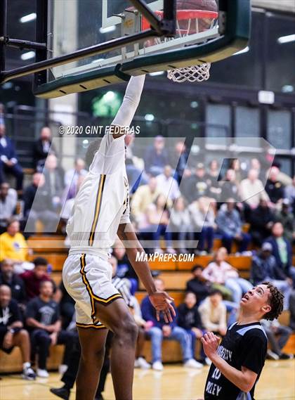 Thumbnail 2 in Bishop O'Dowd vs. Dougherty Valley (CIF NCS Open Division Quarterfinal) photogallery.