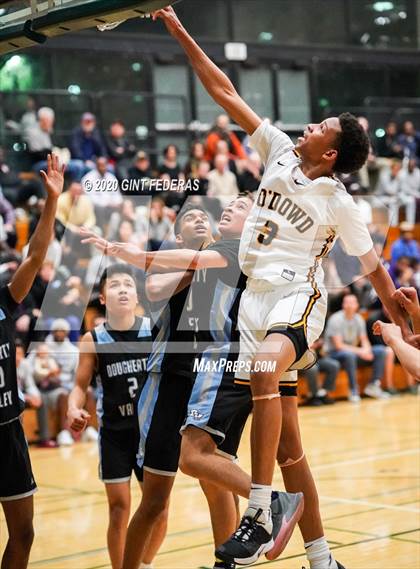 Thumbnail 3 in Bishop O'Dowd vs. Dougherty Valley (CIF NCS Open Division Quarterfinal) photogallery.