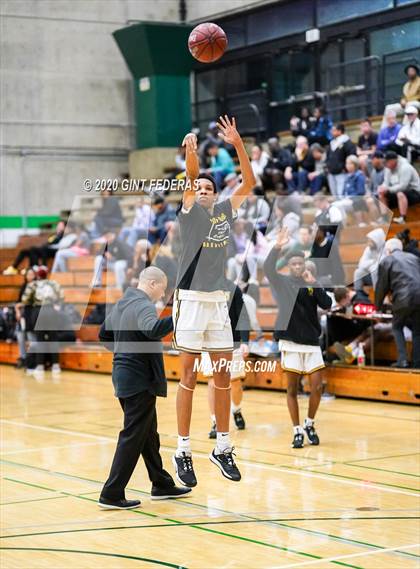 Thumbnail 3 in Bishop O'Dowd vs. Dougherty Valley (CIF NCS Open Division Quarterfinal) photogallery.