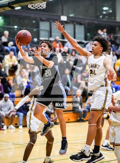 Thumbnail 2 in Bishop O'Dowd vs. Dougherty Valley (CIF NCS Open Division Quarterfinal) photogallery.