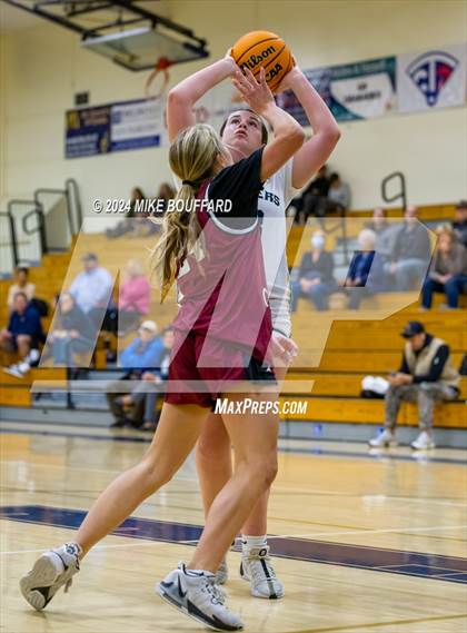 Thumbnail 2 in Oaks Christian @ Dos Pueblos photogallery.