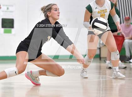 Thumbnail 1 in Apex @ Cary photogallery.