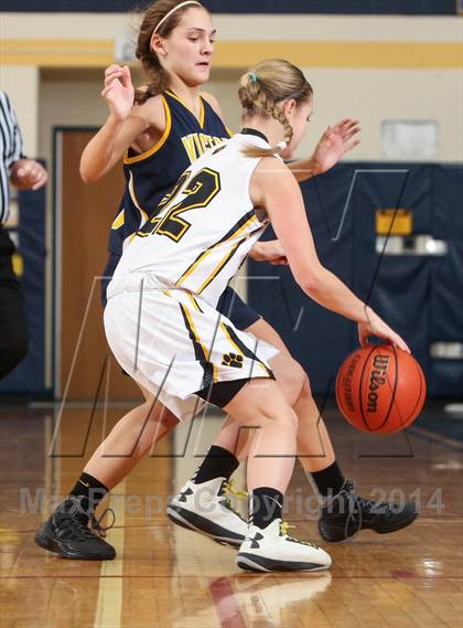 Thumbnail 2 in Victor vs. Honeoye Falls-Lima photogallery.