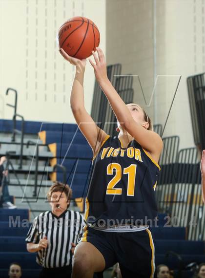 Thumbnail 3 in Victor vs. Honeoye Falls-Lima photogallery.