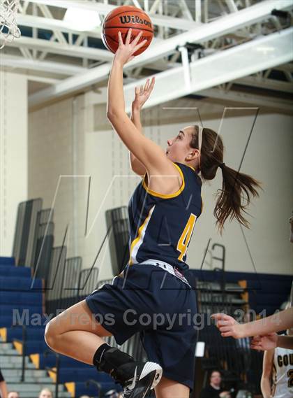 Thumbnail 2 in Victor vs. Honeoye Falls-Lima photogallery.
