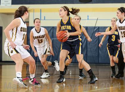 Thumbnail 2 in Victor vs. Honeoye Falls-Lima photogallery.