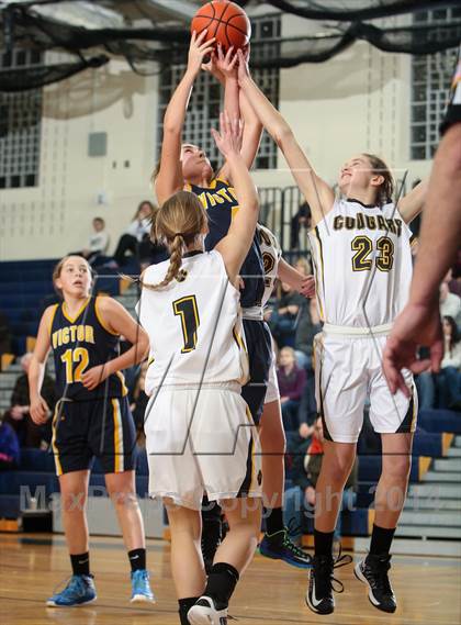 Thumbnail 3 in Victor vs. Honeoye Falls-Lima photogallery.