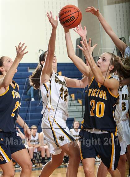 Thumbnail 1 in Victor vs. Honeoye Falls-Lima photogallery.