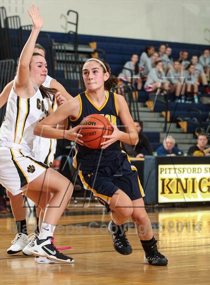 Thumbnail 1 in Victor vs. Honeoye Falls-Lima photogallery.