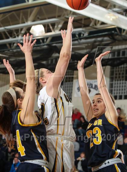 Thumbnail 1 in Victor vs. Honeoye Falls-Lima photogallery.