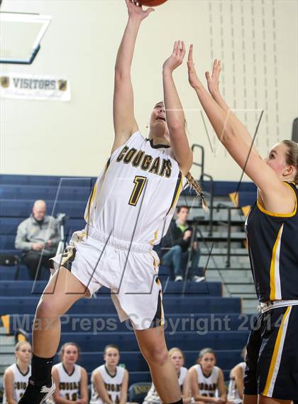 Thumbnail 2 in Victor vs. Honeoye Falls-Lima photogallery.