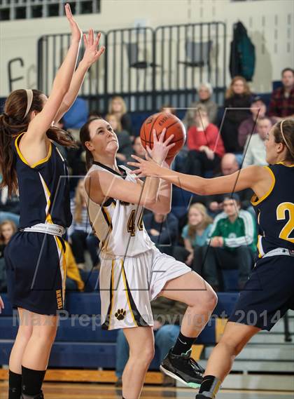 Thumbnail 3 in Victor vs. Honeoye Falls-Lima photogallery.