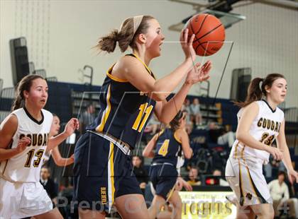 Thumbnail 3 in Victor vs. Honeoye Falls-Lima photogallery.