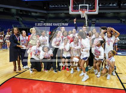 Thumbnail 2 in Wagner vs. Ryan (UIL 5A Basketball Division I Final Medal Ceremony) photogallery.