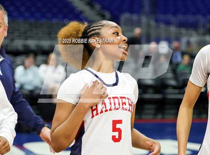 Thumbnail 1 in Wagner vs. Ryan (UIL 5A Basketball Division I Final Medal Ceremony) photogallery.