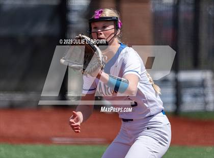 Thumbnail 3 in Carmel vs Avon (Carmel Invite) photogallery.