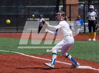 Thumbnail 3 in Carmel vs Avon (Carmel Invite) photogallery.
