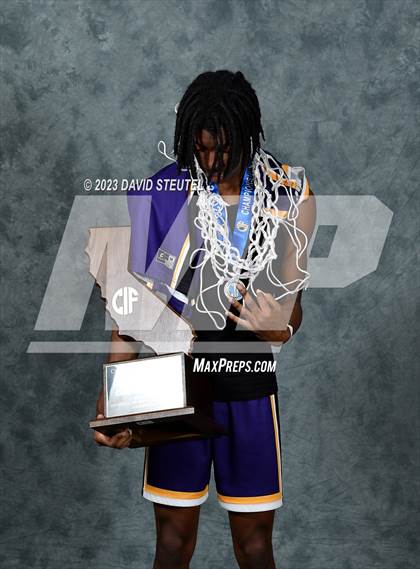 Thumbnail 1 in Valencia (CIF State D4 Award Photos) photogallery.
