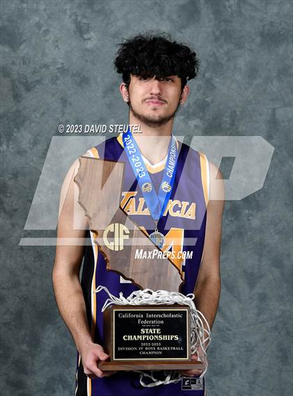 Thumbnail 1 in Valencia (CIF State D4 Award Photos) photogallery.