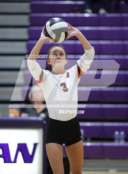 Thumbnail 2 in New Lexington vs Marietta (OHSAA D2 District) photogallery.