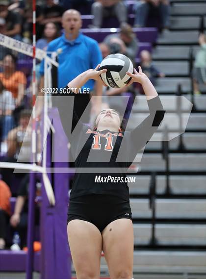 Thumbnail 2 in New Lexington vs Marietta (OHSAA D2 District) photogallery.