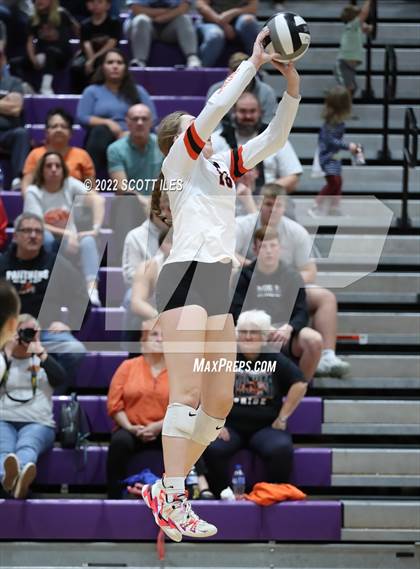 Thumbnail 1 in New Lexington vs Marietta (OHSAA D2 District) photogallery.