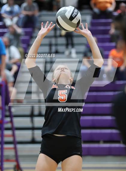 Thumbnail 3 in New Lexington vs Marietta (OHSAA D2 District) photogallery.
