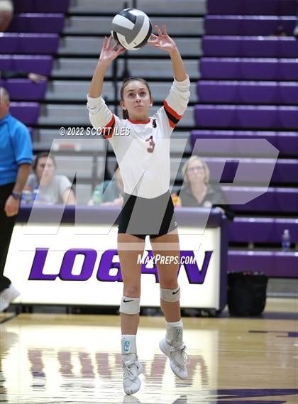 Thumbnail 3 in New Lexington vs Marietta (OHSAA D2 District) photogallery.